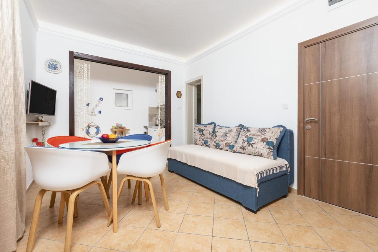 Apartments Natasa Радовичі Екстер'єр фото