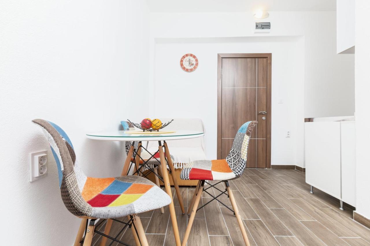 Apartments Natasa Радовичі Екстер'єр фото