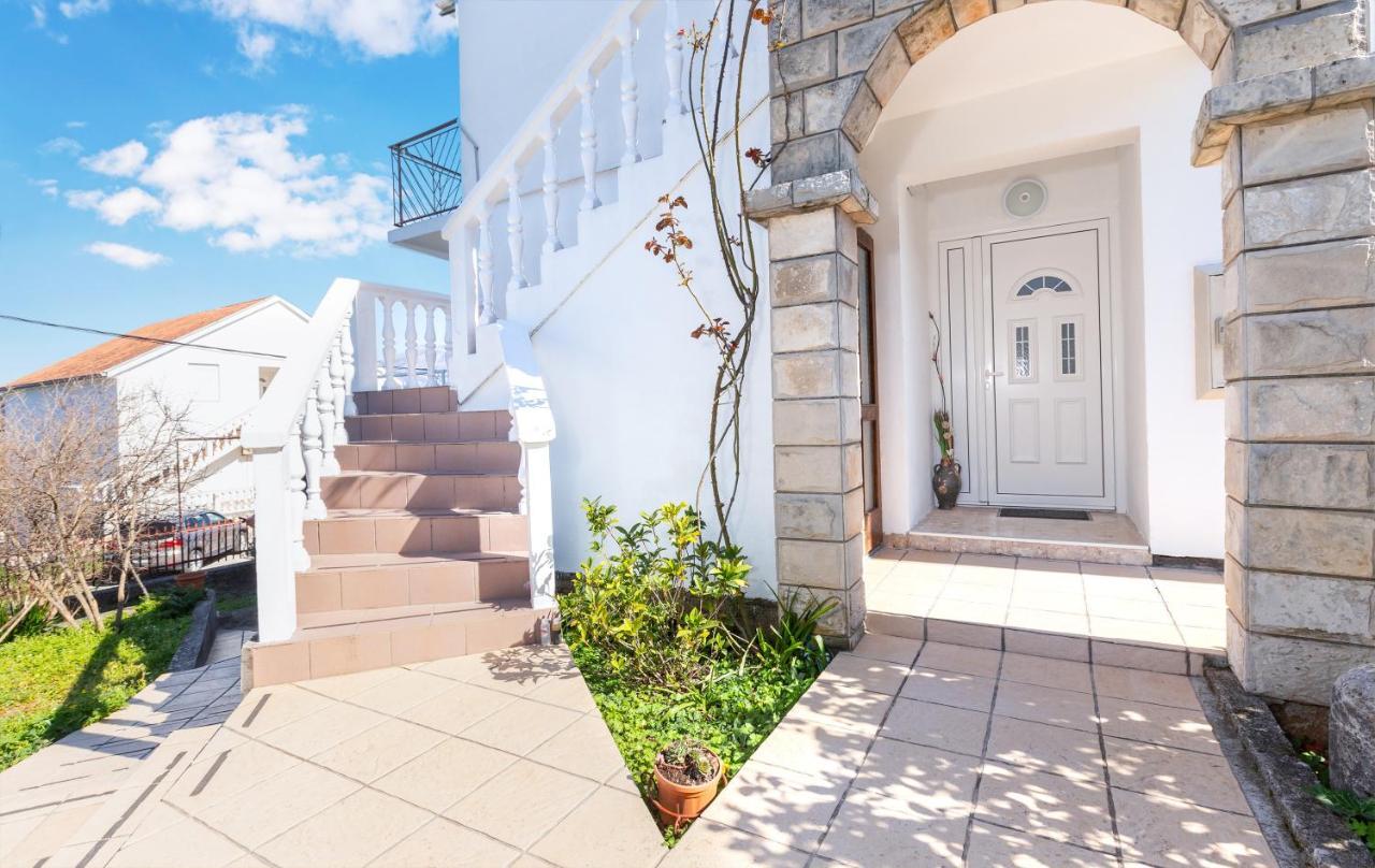 Apartments Natasa Радовичі Екстер'єр фото