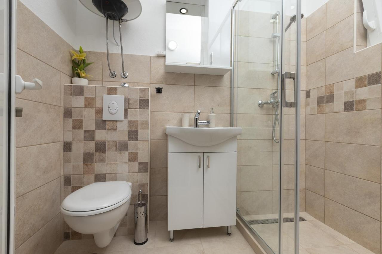 Apartments Natasa Радовичі Екстер'єр фото