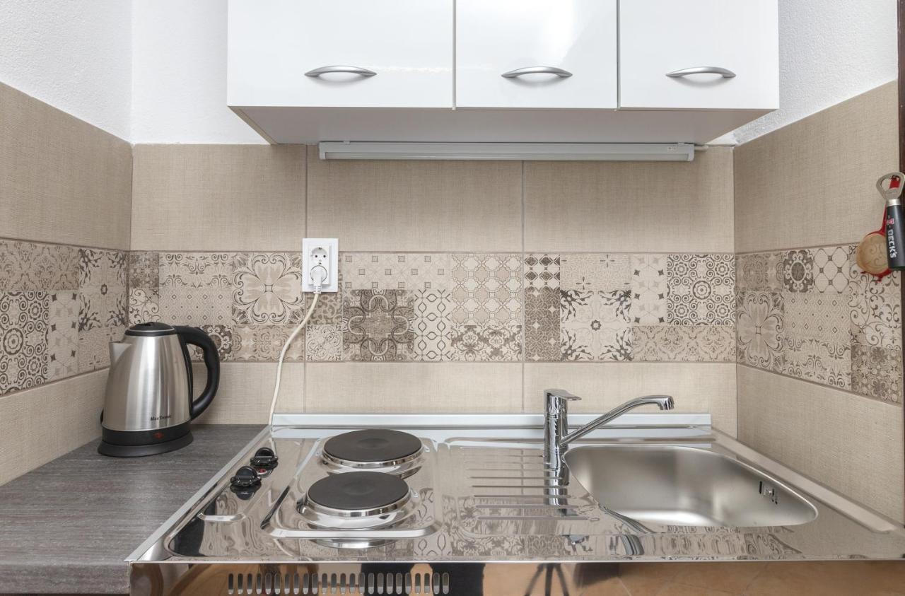 Apartments Natasa Радовичі Екстер'єр фото