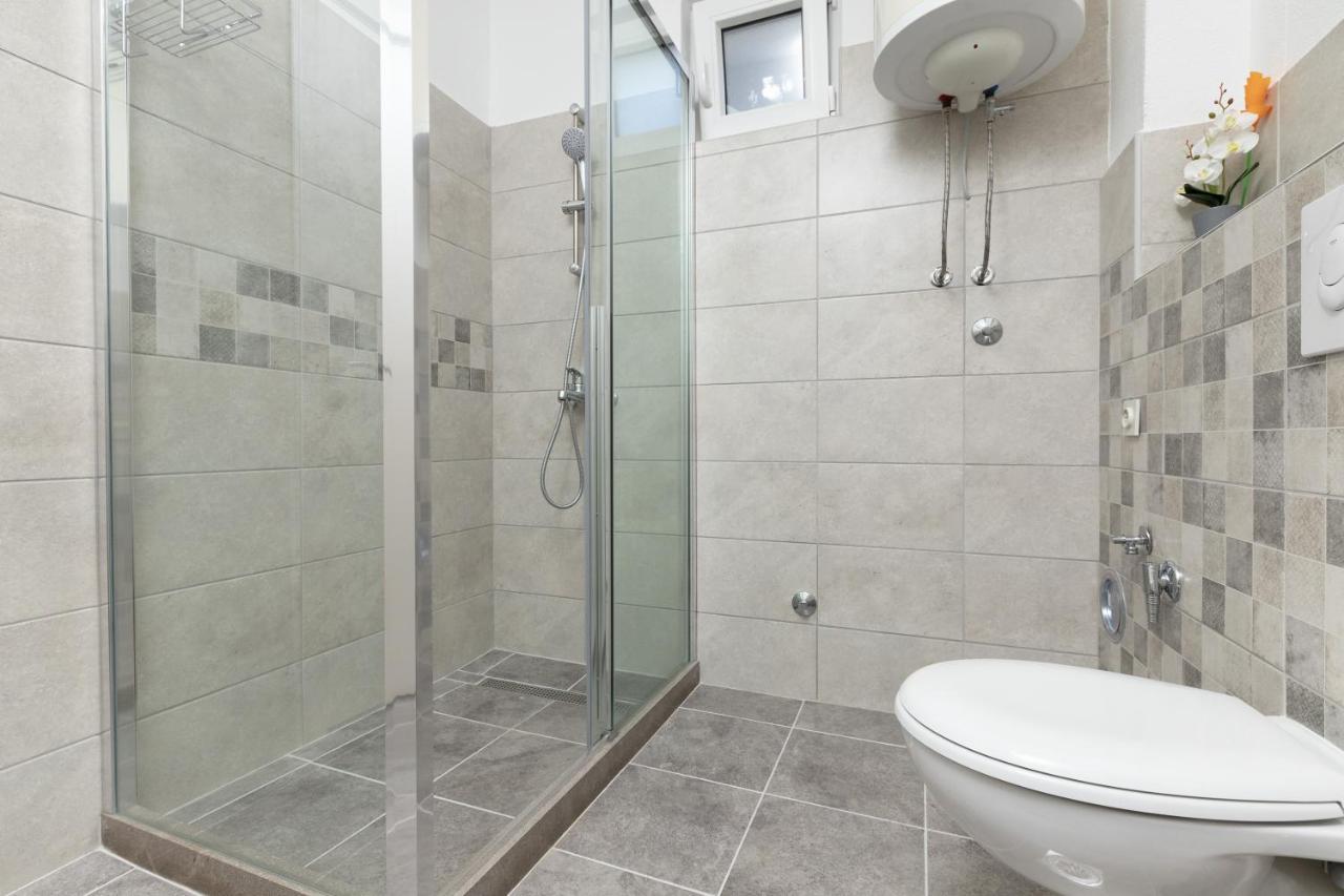 Apartments Natasa Радовичі Екстер'єр фото